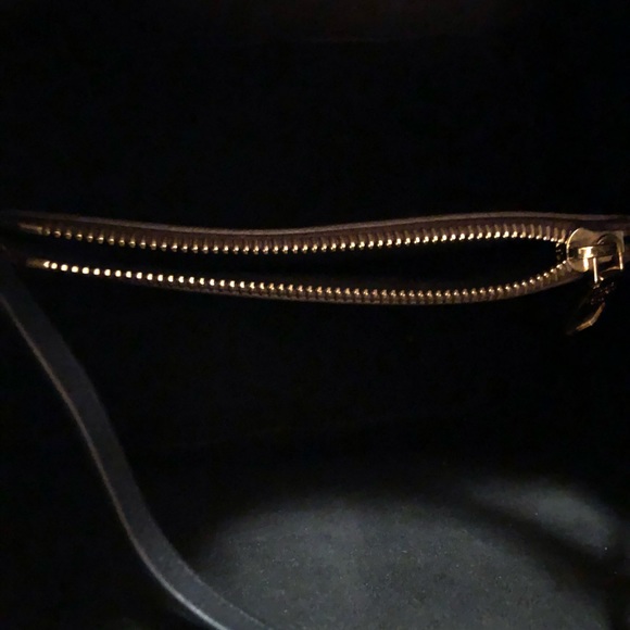 Louis Vuitton NeoNoe - Picture 4 of 7